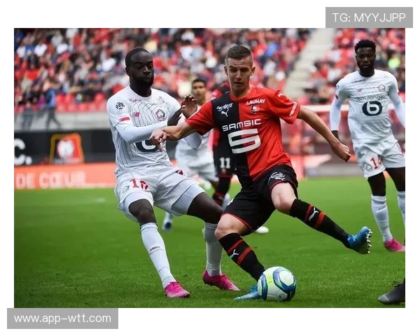 朗斯3-1逆转雷恩暂登法甲榜首,创队史同期积分新高 朗斯3-1逆转雷恩暂登法甲榜首,创队史同期积分新高